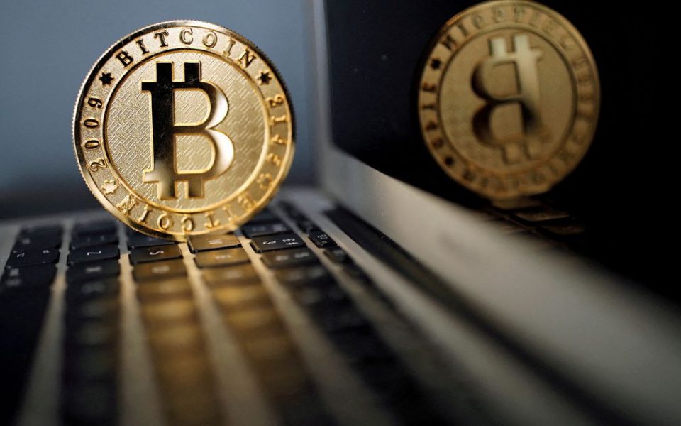 U.S. SEC rejects Grayscale’s spot bitcoin ETF application